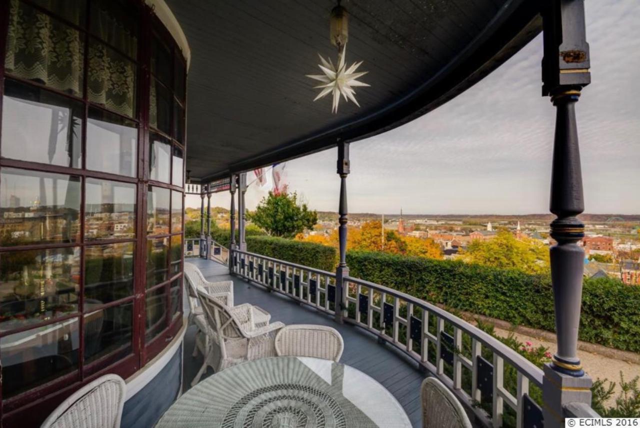 The Hancock House Bed & Breakfast Inn Dubuque Exteriör bild